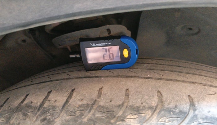 2022 KIA CARENS PRESTIGE PLUS 1.5 DIESEL 7 STR, Diesel, Manual, 1,08,783 km, tyre