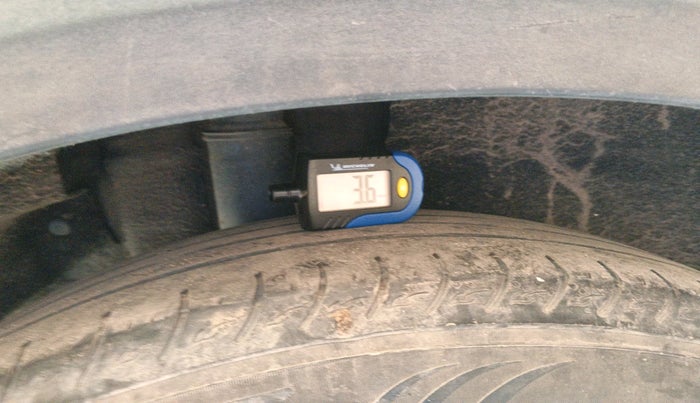 2022 KIA CARENS PRESTIGE PLUS 1.5 DIESEL 7 STR, Diesel, Manual, 1,08,783 km, tyre