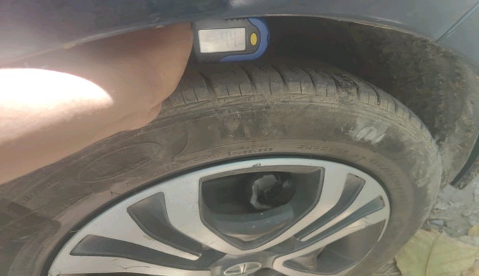 2022 Tata TIGOR XZ PLUS CNG, CNG, Manual, 80,047 km, tyre