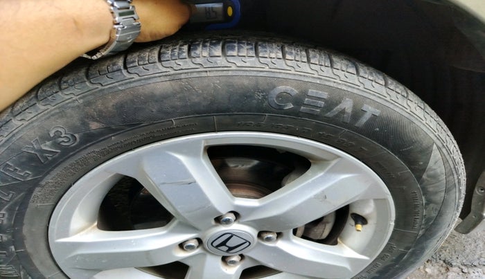 2012 Honda City 1.5L I-VTEC S MT, Petrol, Manual, 1,04,079 km, tyre