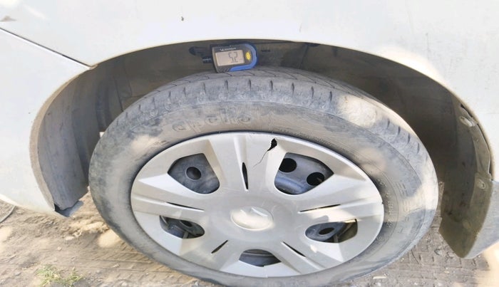 2017 Maruti Wagon R 1.0 VXI OPT, Petrol, Manual, 72,101 km, tyre