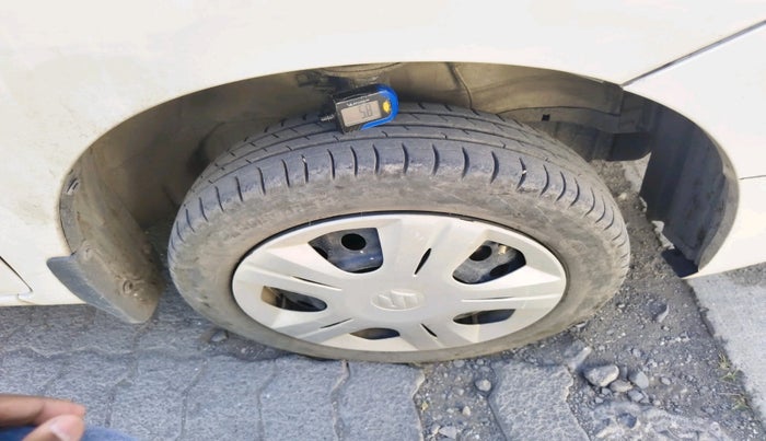 2017 Maruti Wagon R 1.0 VXI OPT, Petrol, Manual, 72,101 km, tyre