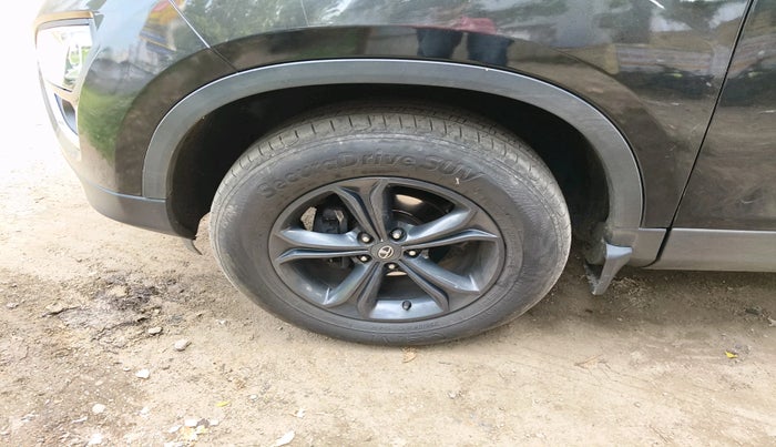 2020 Tata Harrier XT 2.0L KRYOTEC, Diesel, Manual, 71,354 km, tyre