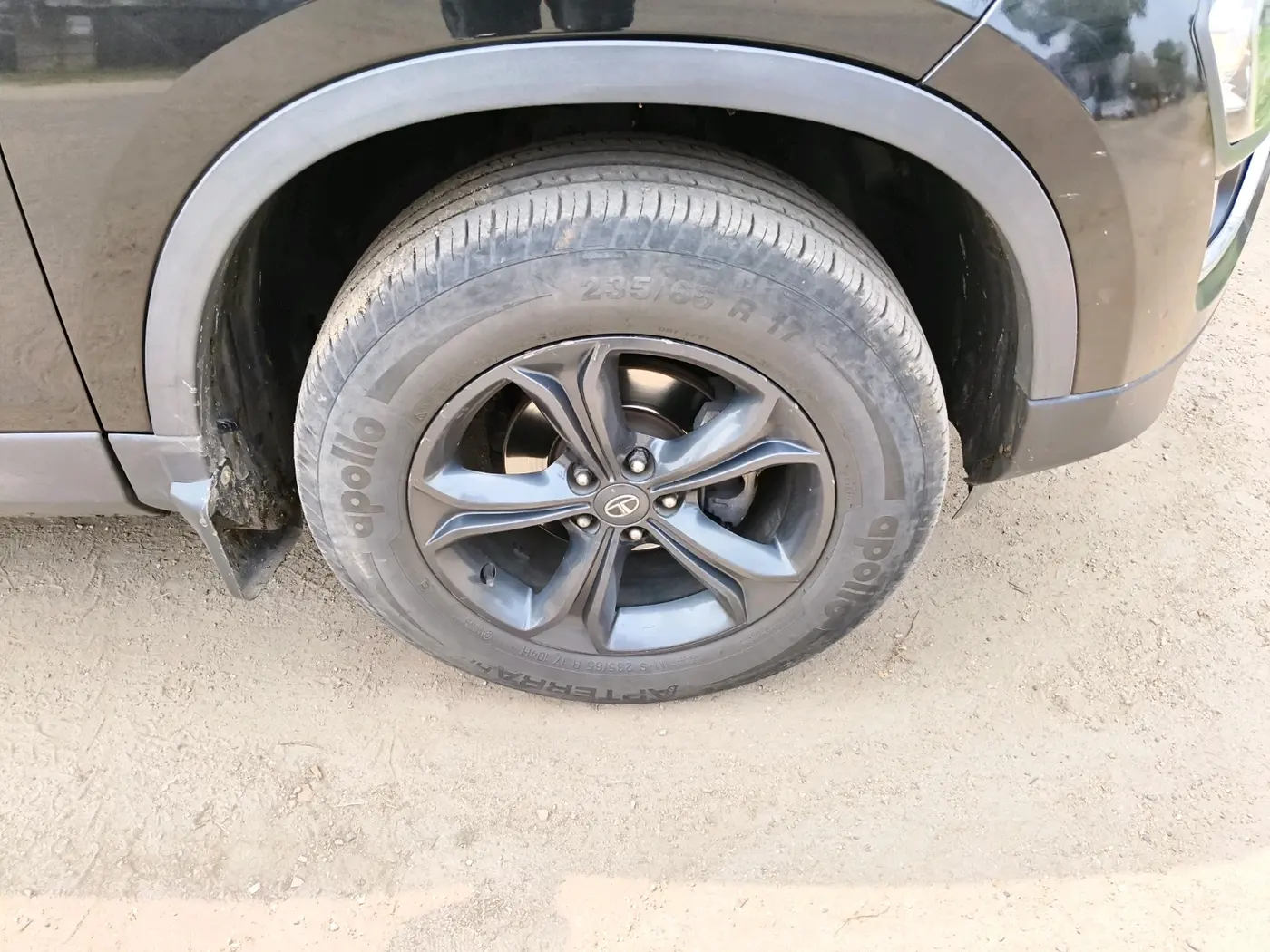 2020 Tata Harrier XT 2.0L KRYOTEC, Diesel, Manual, 71,354 km, tyre