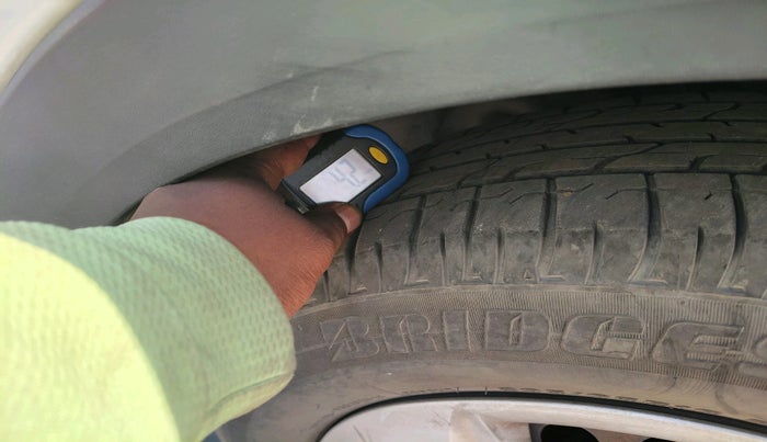 2016 Hyundai Creta S 1.6 PETROL, Petrol, Manual, 1,78,237 km, tyre