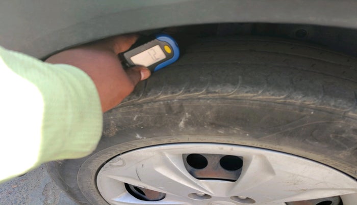 2016 Hyundai Creta S 1.6 PETROL, Petrol, Manual, 1,78,237 km, tyre