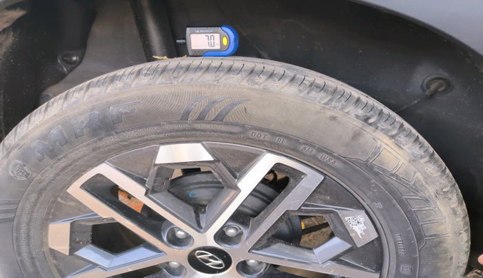 2023 Hyundai VENUE SX 1.5 CRDI, Diesel, Manual, 13,604 km, tyre