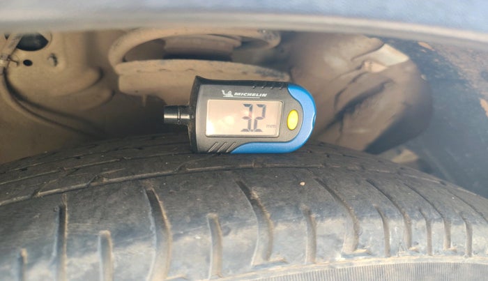 2016 Hyundai Creta SX 1.6 DIESEL, Diesel, Manual, 1,69,712 km, tyre