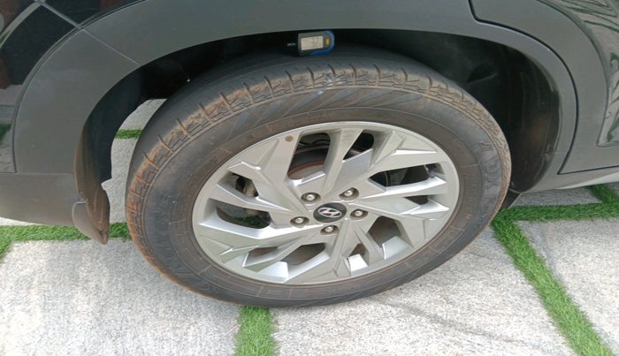 2022 Hyundai Creta SX EXECUTIVE 1.5 PETROL, Petrol, Manual, 23,816 km, tyre