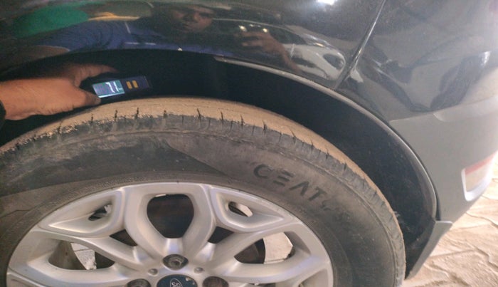 2015 Ford Ecosport TREND 1.5L DIESEL, Diesel, Manual, 1,20,222 km, tyre