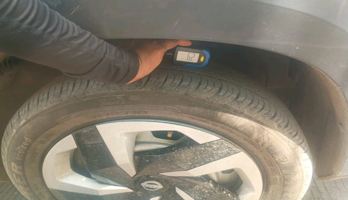 2025 Nissan MAGNITE Visia Plus B4D 1.0 Petrol MT, Petrol, Manual, 6,299 km, tyre