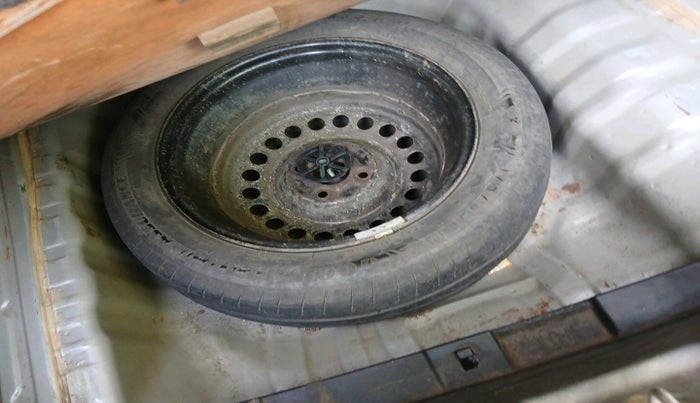 2010 Honda City 1.5L I-VTEC E MT, Petrol, Manual, 75,550 km, tyre