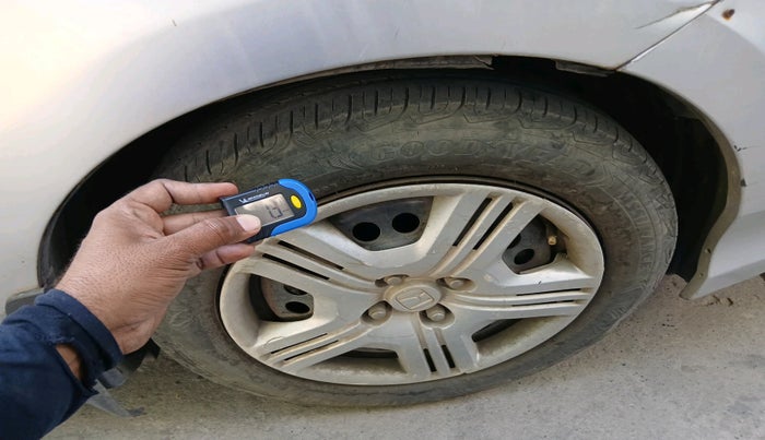 2010 Honda City 1.5L I-VTEC E MT, Petrol, Manual, 75,550 km, tyre