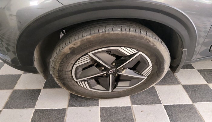 2023 Tata NEXON CREATIVE 1.2 PETROL, Petrol, Manual, 31,503 km, tyre