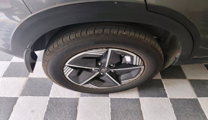 2023 Tata NEXON CREATIVE 1.2 PETROL, Petrol, Manual, 31,503 km, tyre