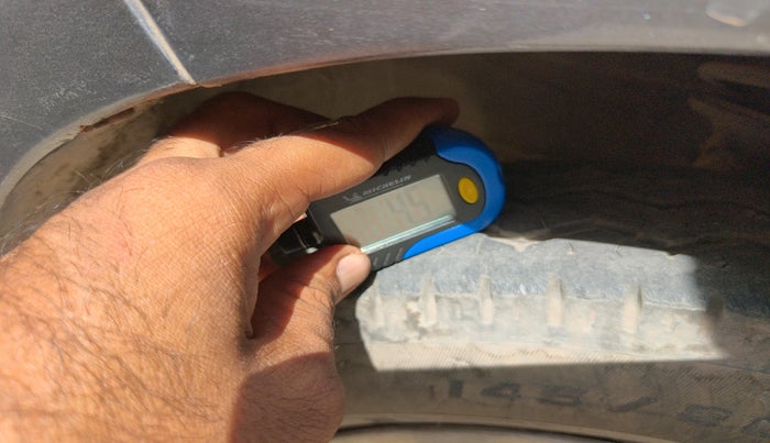 2014 Maruti Alto 800 LXI, Petrol, Manual, 63,538 km, tyre