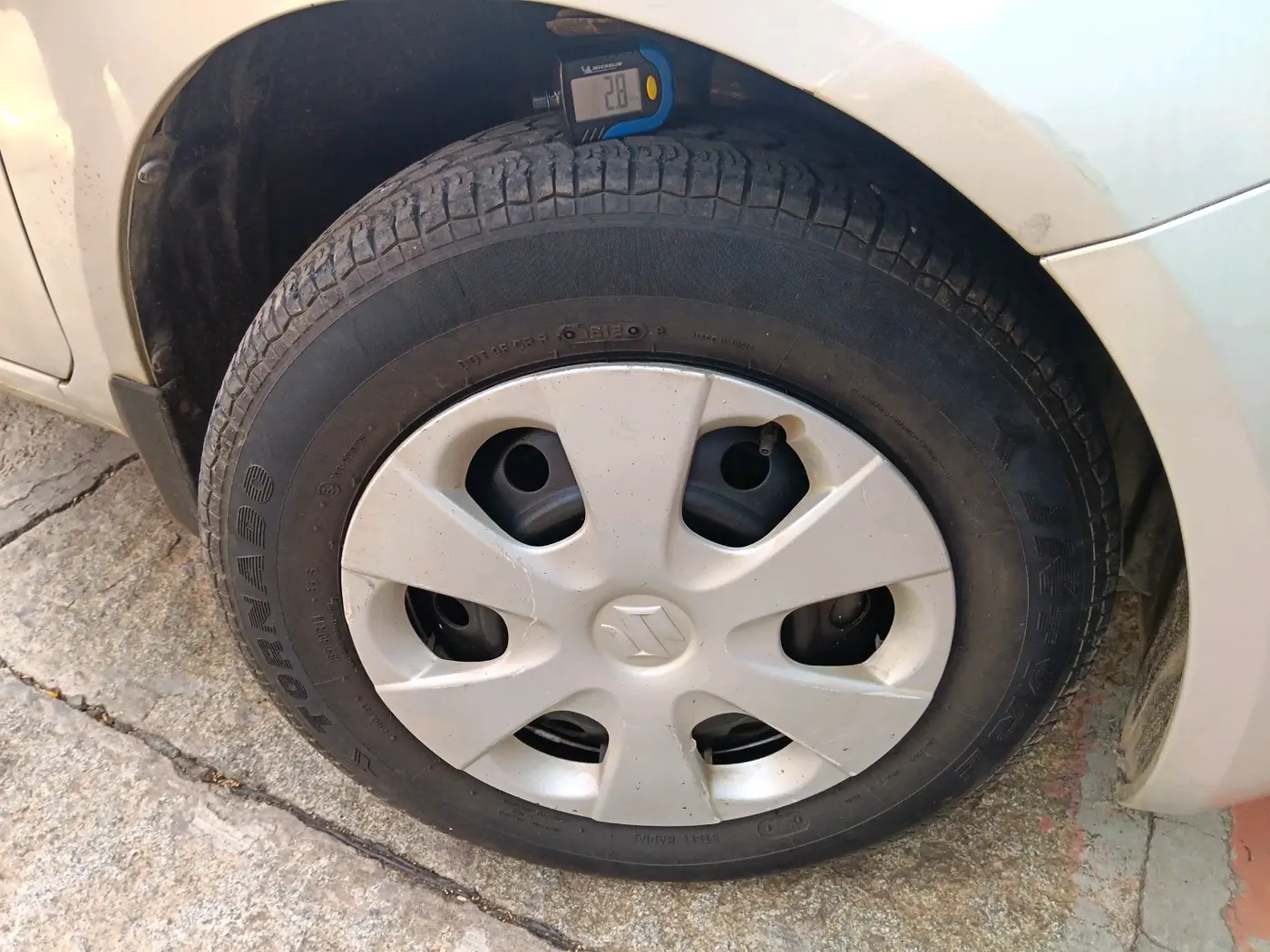 2012 Maruti Ritz VXI, Petrol, Manual, 23,486 km, tyre