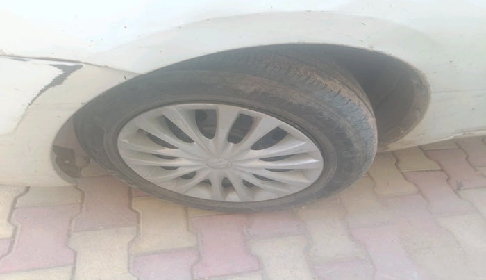 2017 Maruti Ciaz DELTA DIESEL 1.3, Diesel, Manual, 1,32,247 km, tyre