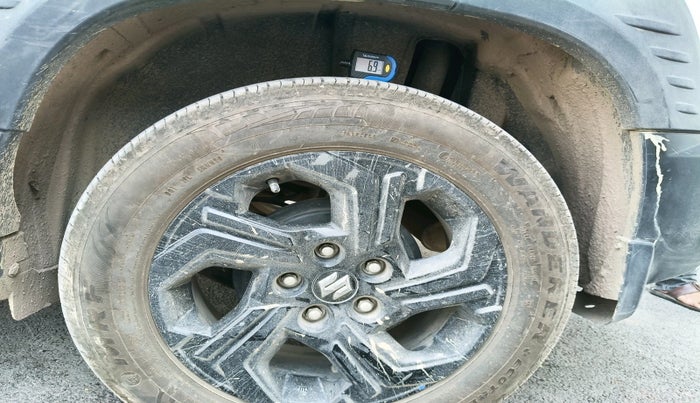 2025 Maruti BREZZA ZXI SMART HYBRID , Petrol, Manual, 5,583 km, tyre