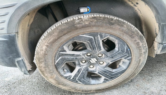 2025 Maruti BREZZA ZXI SMART HYBRID , Petrol, Manual, 5,583 km, tyre