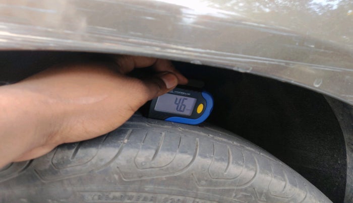 2015 Maruti Ritz ZXI, Petrol, Manual, 42,668 km, tyre