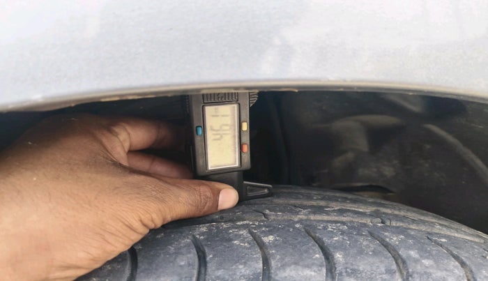 2018 Tata Tiago XM PETROL, Petrol, Manual, 1,01,190 km, tyre