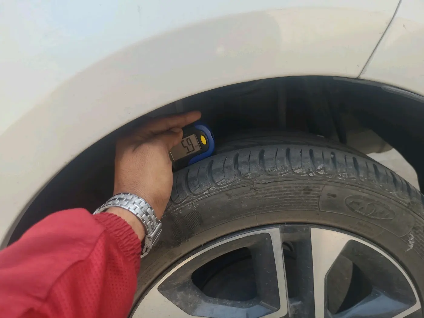 2019 Tata TIGOR XZ PLUS PETROL, Petrol, Manual, 11,321 km, tyre