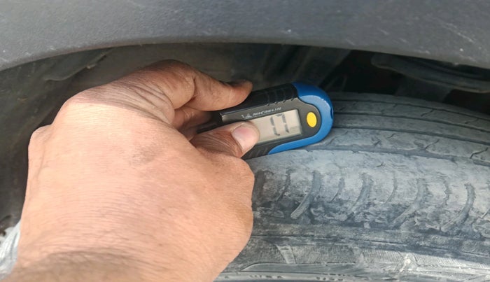 2023 Nissan MAGNITE XL, CNG, Manual, 59,884 km, tyre