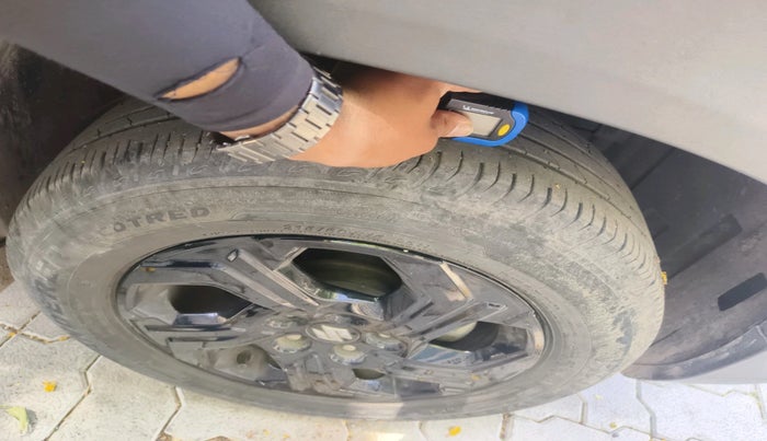 2024 Maruti BREZZA ZXI S-CNG, CNG, Manual, 41,276 km, tyre