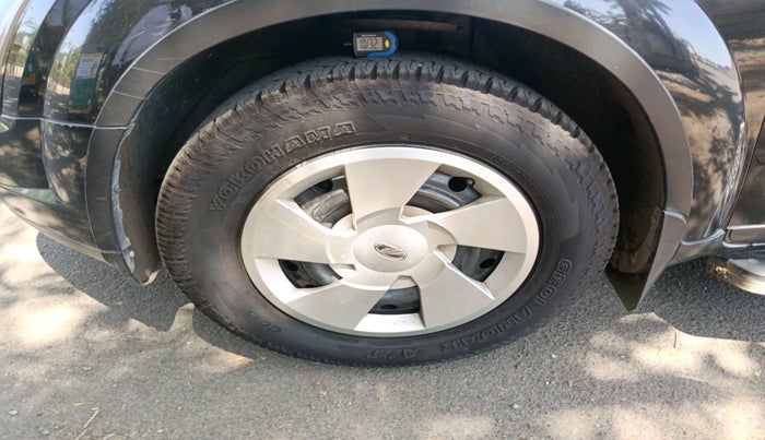 2018 Mahindra XUV500 W7, Diesel, Manual, 90,385 km, tyre