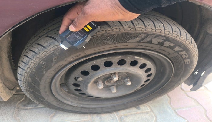 2013 Honda City 1.5L I-VTEC E MT, CNG, Manual, 80,164 km, tyre