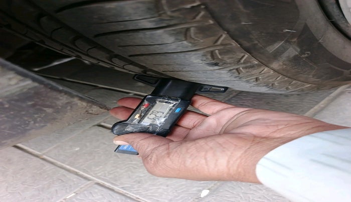 2017 Honda Jazz 1.5L I-DTEC S, Diesel, Manual, 1,28,880 km, tyre