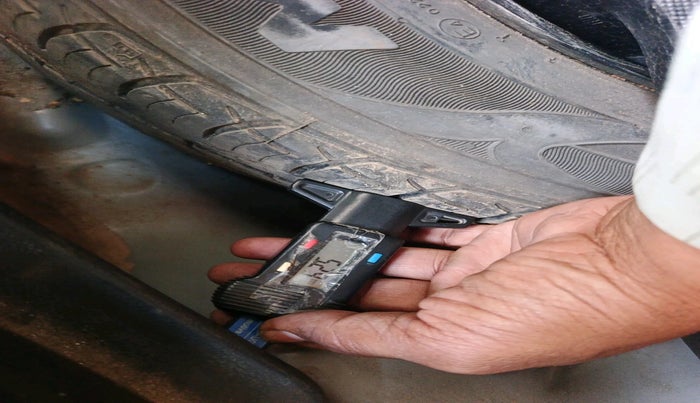 2017 Honda Jazz 1.5L I-DTEC S, Diesel, Manual, 1,28,880 km, tyre