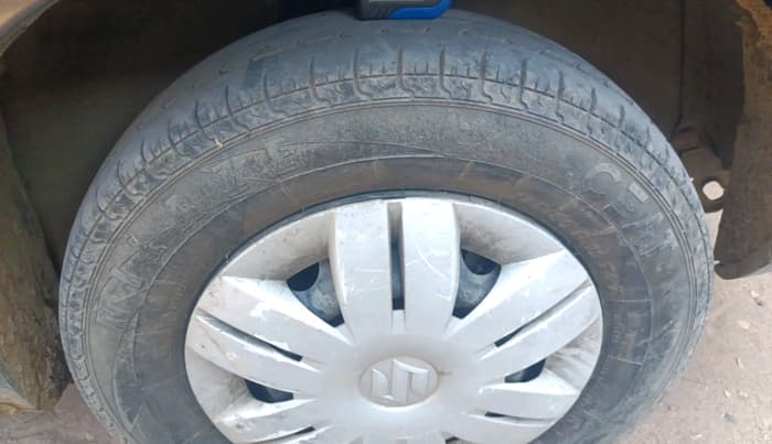 2016 Maruti Alto 800 LXI, Petrol, Manual, 44,516 km, tyre