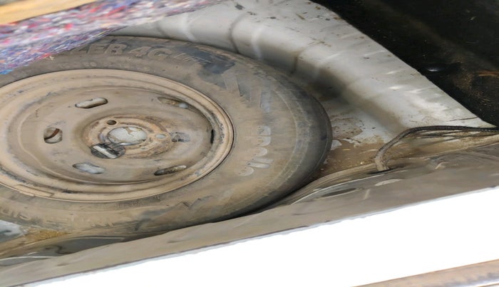 2017 Datsun Redi Go S 1.0, Petrol, Manual, 1,26,450 km, tyre