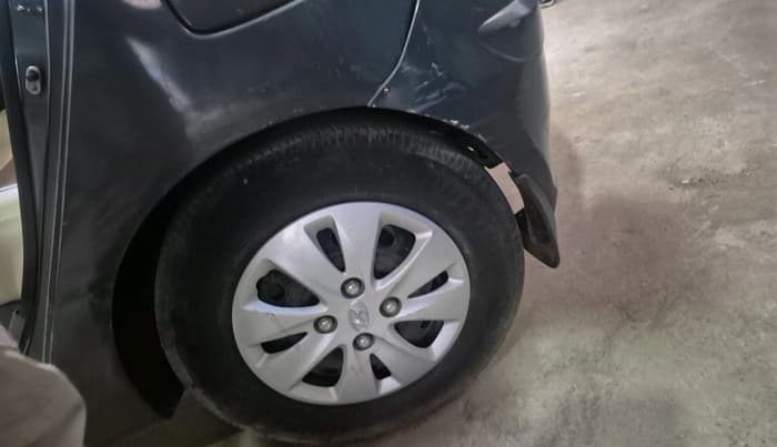 2011 Hyundai i10 MAGNA 1.1, CNG, Manual, 54,723 km, tyre