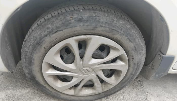 2022 Maruti Celerio ZXI, Petrol, Manual, 52,300 km, tyre
