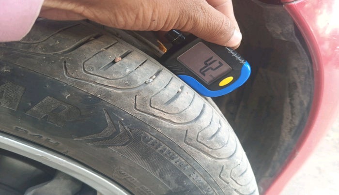 2012 Honda Jazz 1.2 L I-VTEC SELECT, Petrol, Manual, 62,106 km, tyre