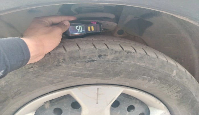 2019 Mahindra XUV300 W6 1.5 DIESEL, Diesel, Manual, 51,518 km, tyre