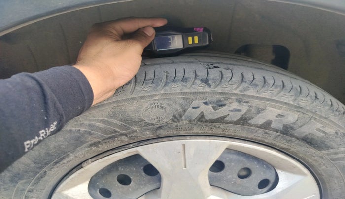 2019 Mahindra XUV300 W6 1.5 DIESEL, Diesel, Manual, 51,518 km, tyre