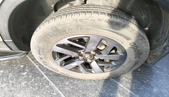 2022 Tata Harrier XZA PLUS 2.0L KAZIRANGA, Diesel, Automatic, 63,181 km, tyre