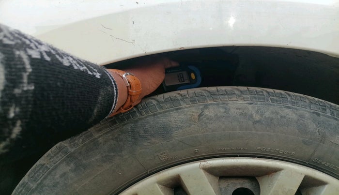 2017 Maruti Dzire VDI, Diesel, Manual, 1,04,172 km, tyre