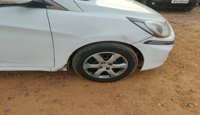 2012 Hyundai Verna FLUIDIC 1.4 CRDI, Diesel, Manual, 1,49,063 km, tyre