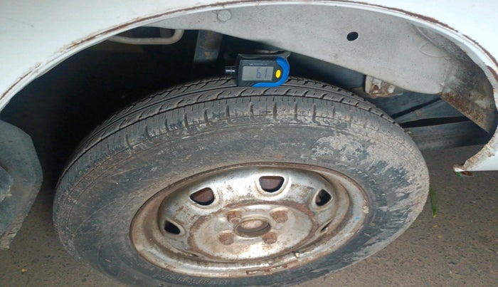 2012 Maruti Eeco 5 STR WITH A/C+HTR, Petrol, Manual, 1,64,477 km, tyre