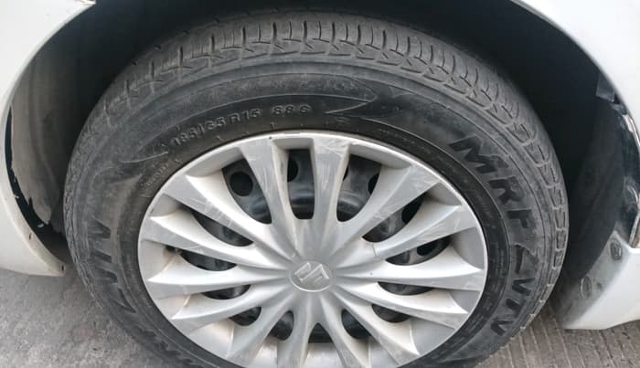 2017 Maruti Ciaz DELTA 1.4 MT PETROL, Petrol, Manual, 48,997 km, tyre