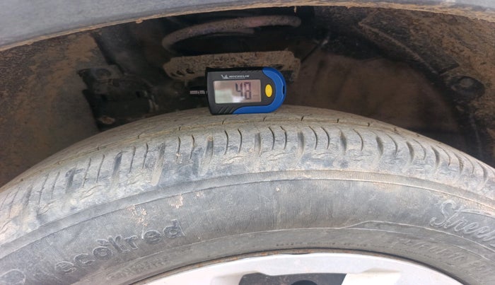 2021 Hyundai VENUE S 1.2, CNG, Manual, 58,665 km, tyre