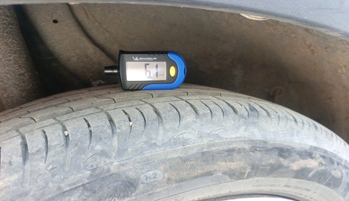 2021 Hyundai VENUE S 1.2, CNG, Manual, 58,665 km, tyre