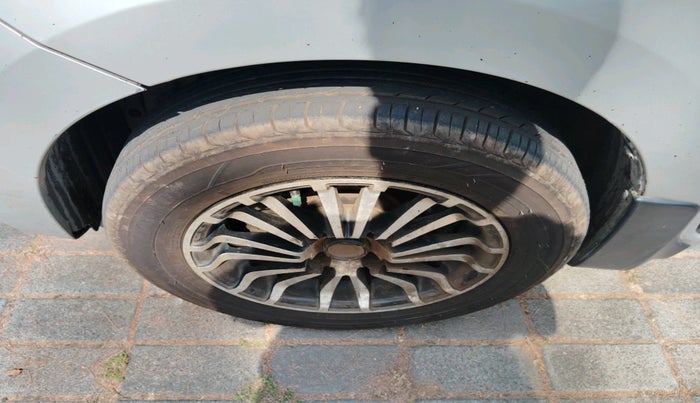 2017 Maruti Celerio ZXI AMT (O), Petrol, Automatic, 1,18,939 km, tyre