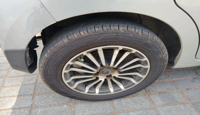 2017 Maruti Celerio ZXI AMT (O), Petrol, Automatic, 1,18,939 km, tyre