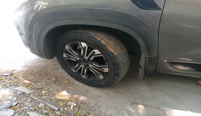 2021 Renault Kiger RXZ AMT, Petrol, Automatic, 33,689 km, tyre